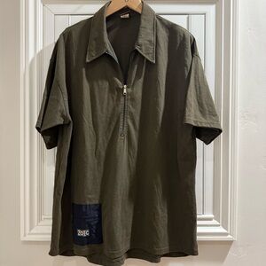 ZOIC Dark Green Short Sleeve Top - Size Large